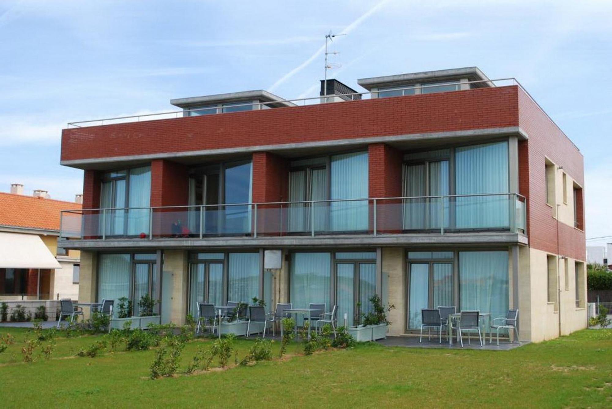 Apartamentos Playa De Portio Liencres Exterior photo