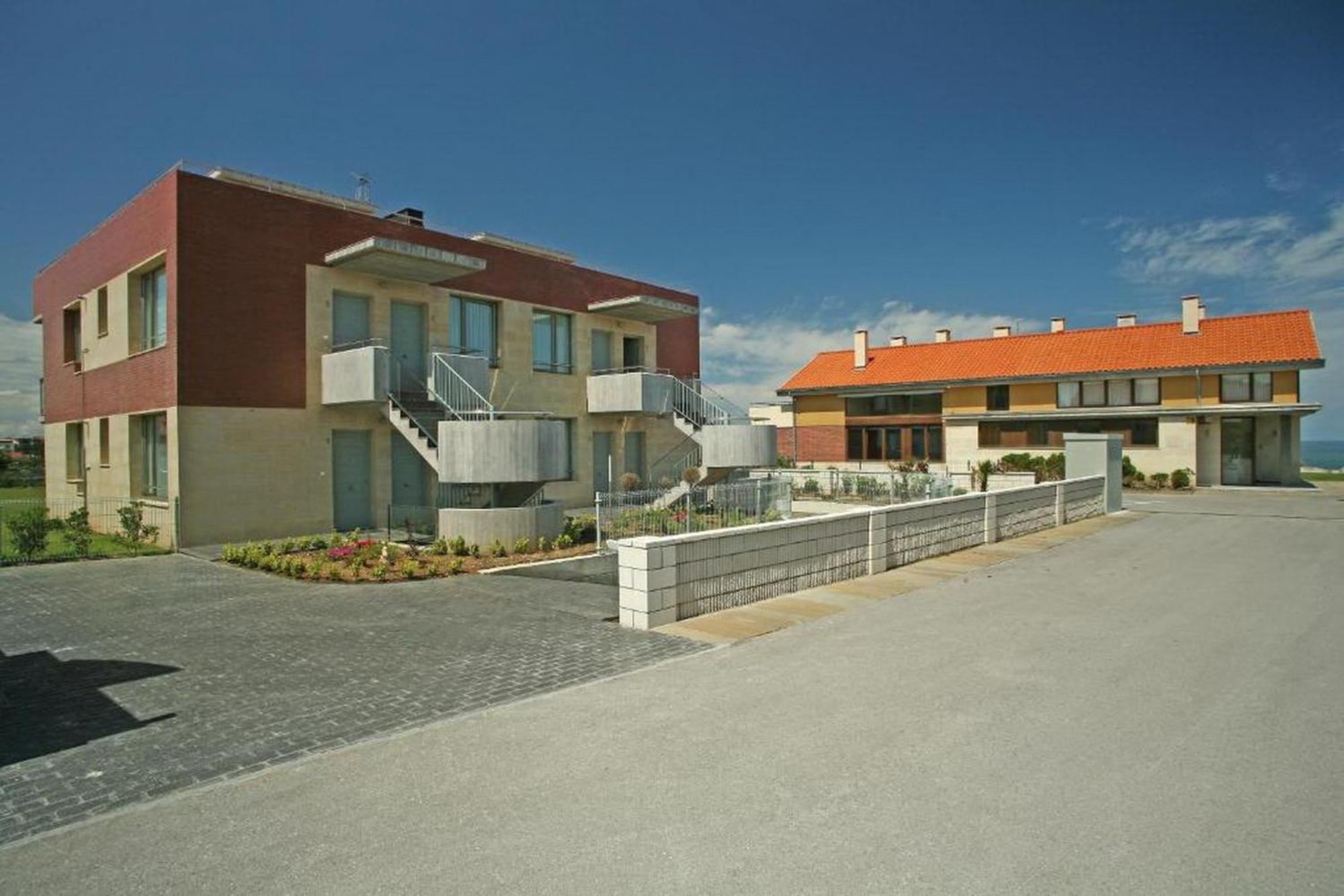 Apartamentos Playa De Portio Liencres Exterior photo